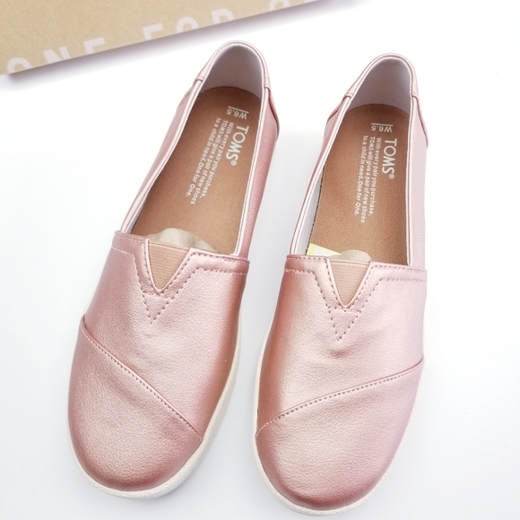 toms rose gold avalon